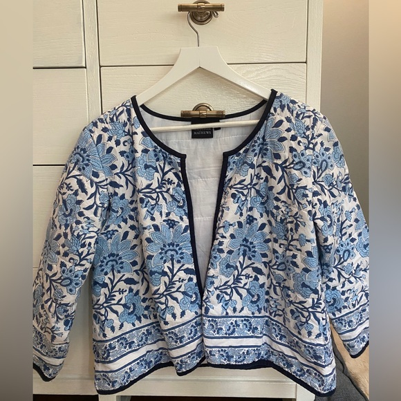 madison mathews Sweaters Madison Mathews Quitlted Cropped Jacket